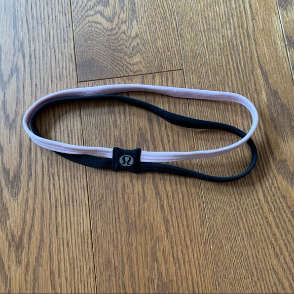 Baby Pink & Black Lululemon Headband ✨ - Picture 1 of 2